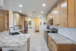 Photo #3: 6992396 Listing 