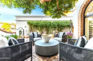 Photo #1: 6992419 Listing 