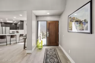 Photo #4: 6992556 Listing