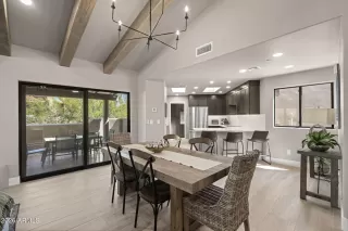 Photo #6: 6992556 Listing