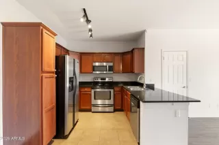 Photo #6: 6992586 Listing