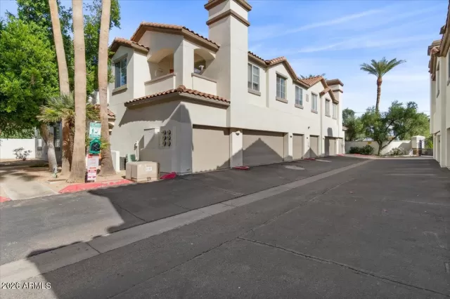 MLS: 6992665 Condo For Sale