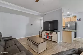 Photo #6: 6992665 Listing