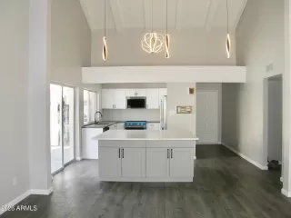 Photo #1: 6992735 Listing 