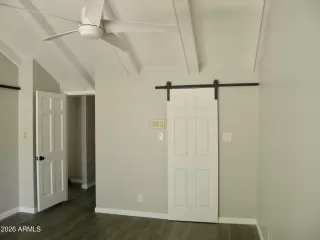 Photo #6: 6992735 Listing 