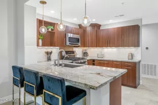 Photo #2: 6992857 Listing 