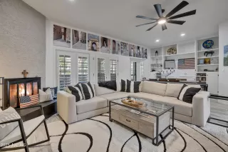 Photo #3: 6992983 Listing