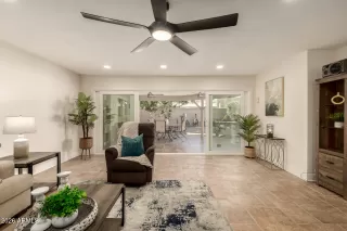 Photo #6: 6993067 Listing 