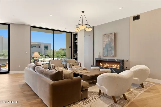 MLS: 6993138 Condo For Sale