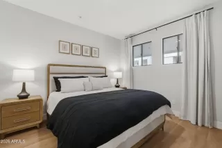 Photo #3: 6993140 Listing