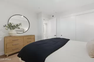 Photo #4: 6993140 Listing