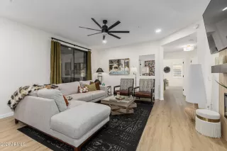 Photo #5: 6993282 Listing 