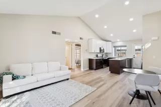 Photo #3: 6993442 Listing 