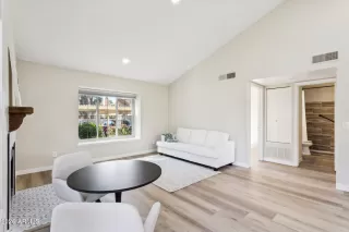 Photo #4: 6993442 Listing 