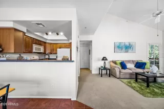 Photo #4: 6993501 Listing 