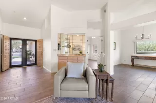 Photo #6: 6993632 Listing 