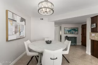 Photo #4: 6993649 Listing 