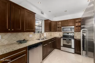 Photo #6: 6993649 Listing 