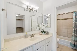 Photo #5: 6993671 Listing 