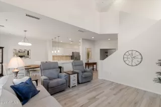 Photo #2: 6993679 Listing 