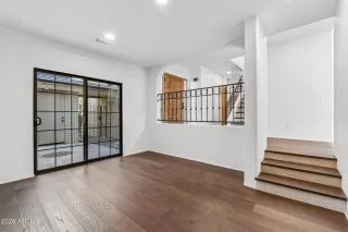 Photo #6: 6993724 Listing