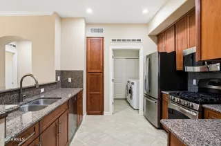 Photo #5: 6993930 Listing 