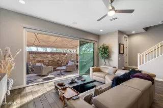 Photo #6: 6993952 Listing 