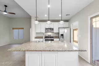 Photo #3: 6994035 Listing 