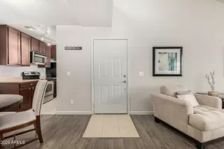 Photo #3: 6994329 Listing 