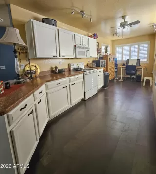 Photo #6: 6994351 Listing 