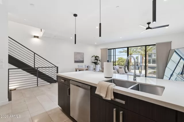 MLS: 6994619 Condo For Sale