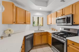 Photo #6: 6994637 Listing 