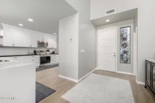 Photo #3: 6994658 Listing 