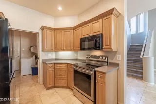 Photo #2: 6994731 Listing 