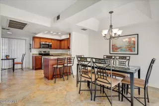 Photo #5: 6994755 Listing 