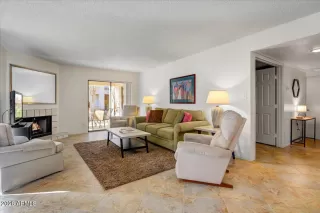 Photo #6: 6994755 Listing 