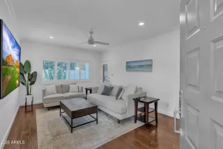 Photo #4: 6994871 Listing 