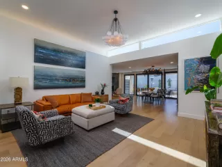 Photo #6: 6994903 Listing 