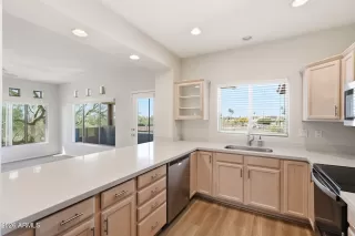 Photo #4: 6994978 Listing 