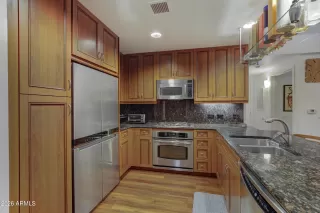 Photo #3: 6994989 Listing 