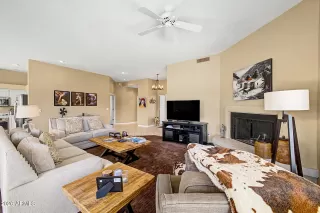 Photo #5: 6995156 Listing 