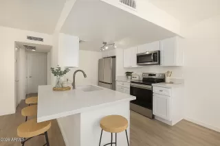 Photo #4: 6995232 Listing 