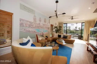 Photo #1: 6995241 Listing