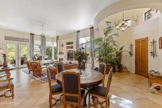 Photo #6: 6995401 Listing