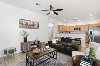 Photo #2: 6995416 Listing