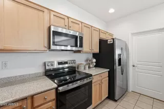 Photo #4: 6995416 Listing