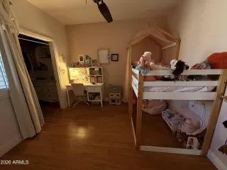 Photo #5: 6995418 Listing 