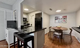 Photo #3: 6995430 Listing 