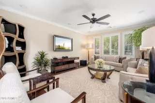 Photo #4: 6995643 Listing 