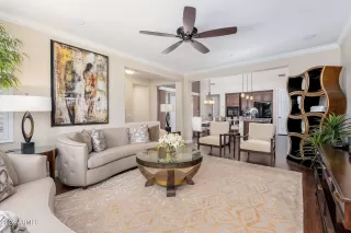 Photo #6: 6995643 Listing 